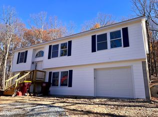 188 Vanauken Hill Rd, Milford, PA 18337