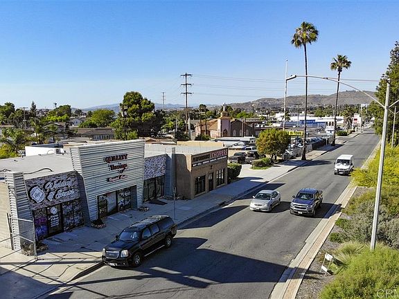 3rd image of 560 El Cajon Blvd