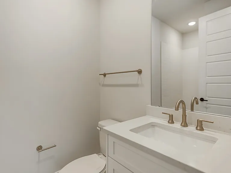 1107 Parkside Greenway Dr — Photo 8