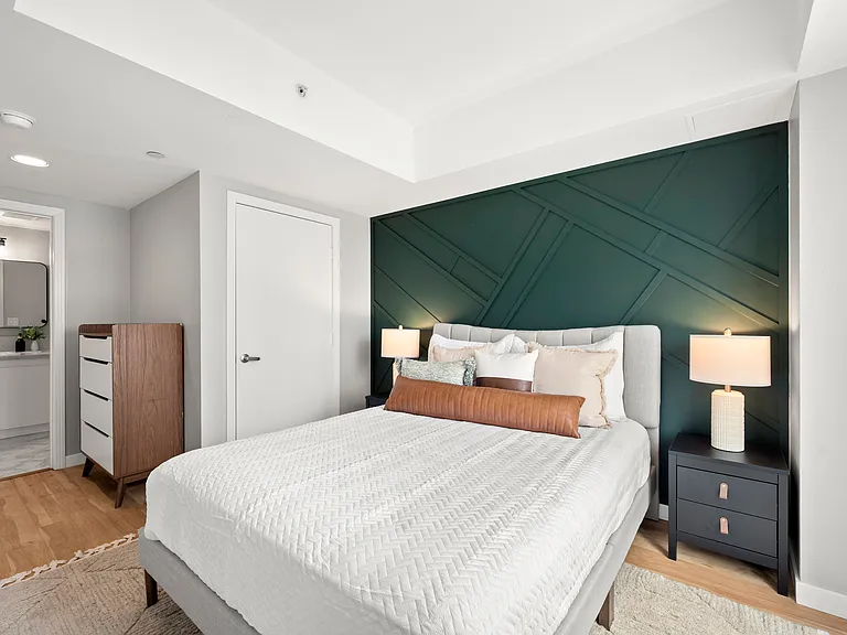 875 G St #202 — Photo 17