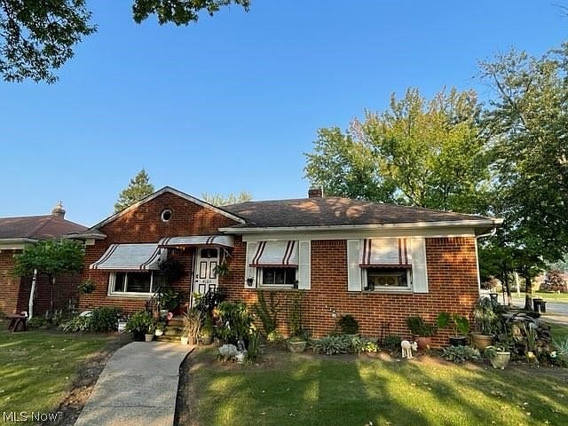 1st image of 4105 Ascot Ln
