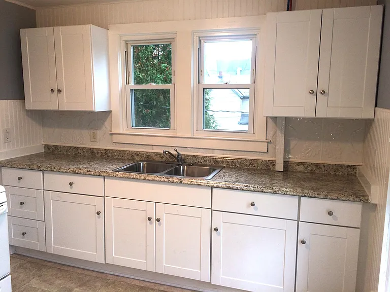 12 E Main St #4 — Photo 6