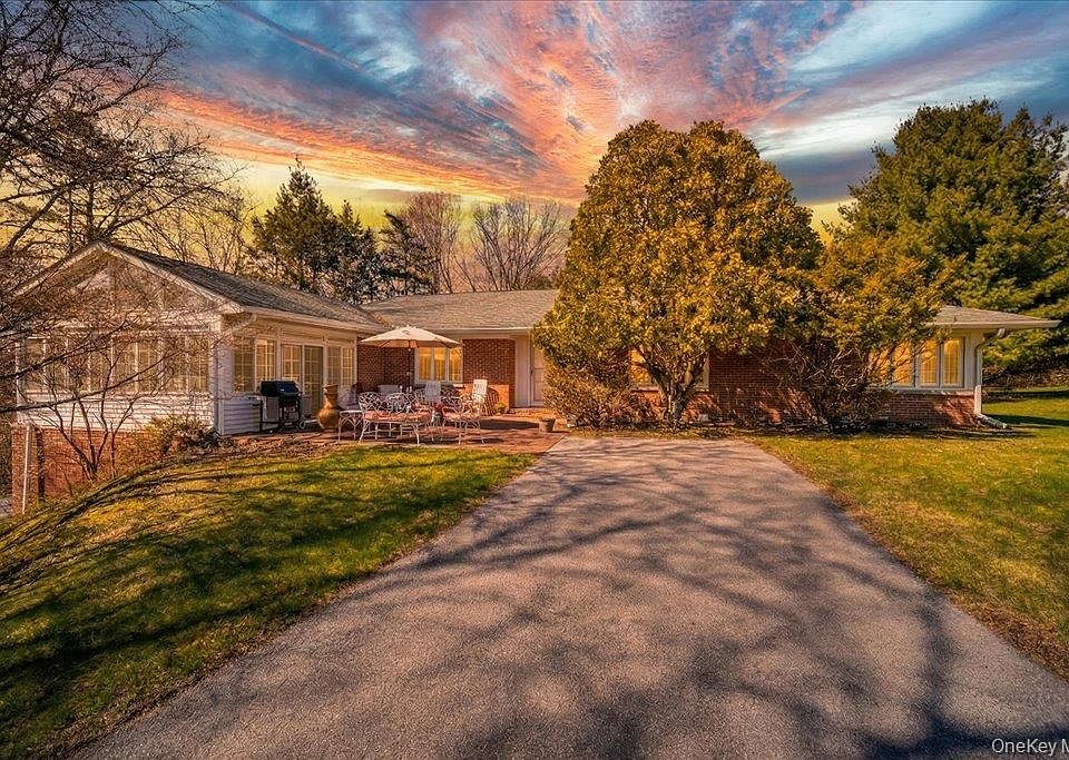 1st image of 650 Netherwood Road