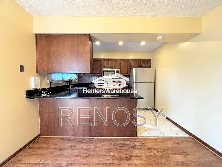 4541 50th St — Photo 5