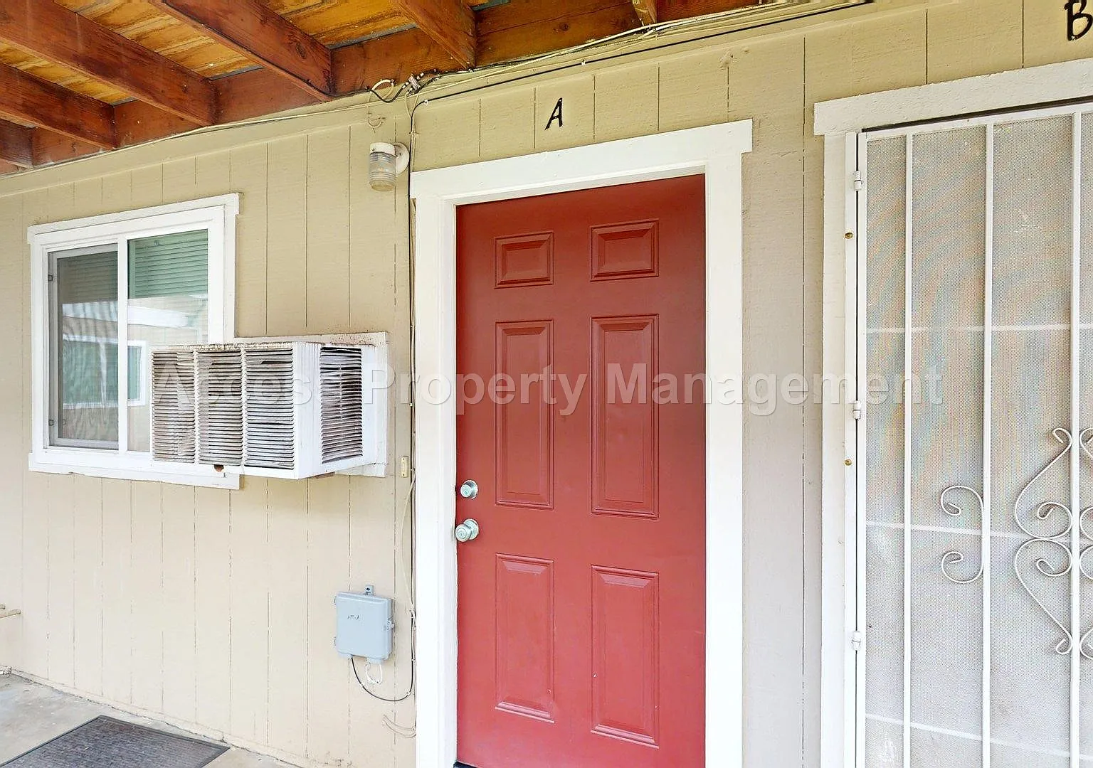 2 bed, 750 sqft, $1,200 — Photo 1