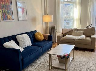 360 Tappan St APT 1A, Brookline, MA 02445