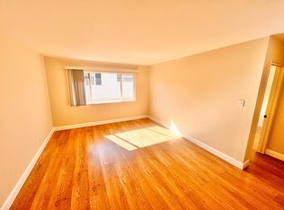 610 Masonic Way APT 10, Belmont, CA 94002