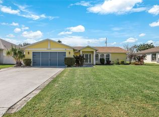 3410 SE 4th Pl, Cape Coral, FL 33904