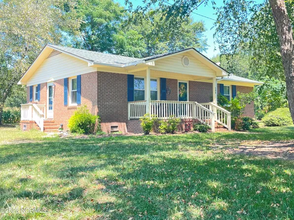 308 Maysville School Road, Mount Olive, NC 28365