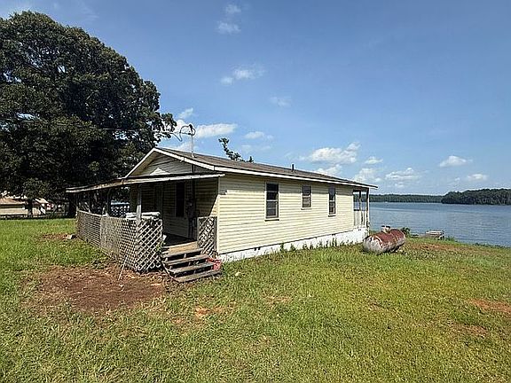 2nd image of 301 Merrell Beach Rd
