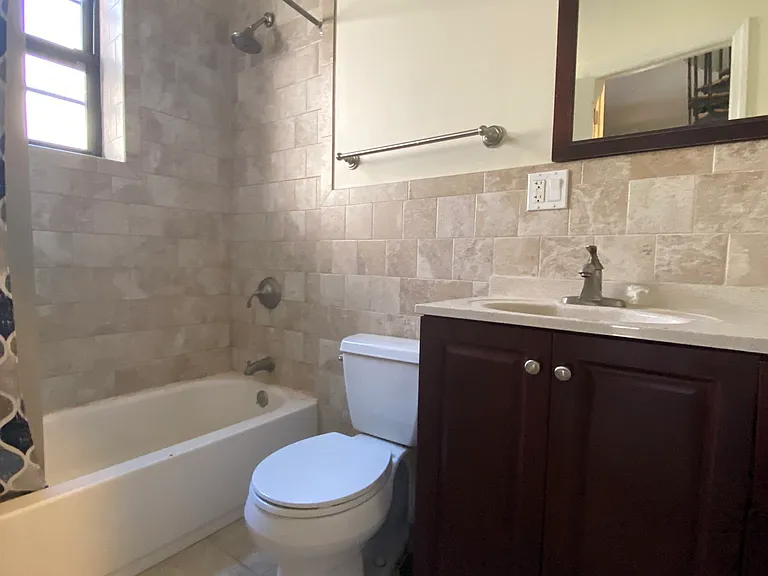 710 Amsterdam Ave #5B — Photo 6