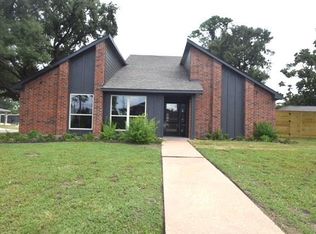 4301 Charleston St, Houston, TX 77021