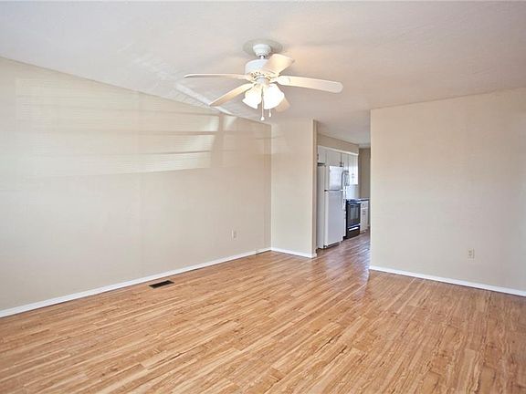 5th image of 712 NW 3rd St