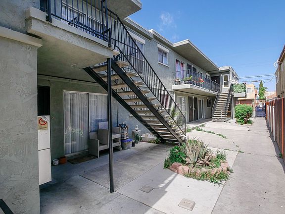 3rd image of 4079 42nd St Unit 4