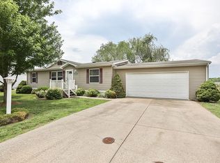 2819 S Ranchview Rd, Brookline, MO 65619