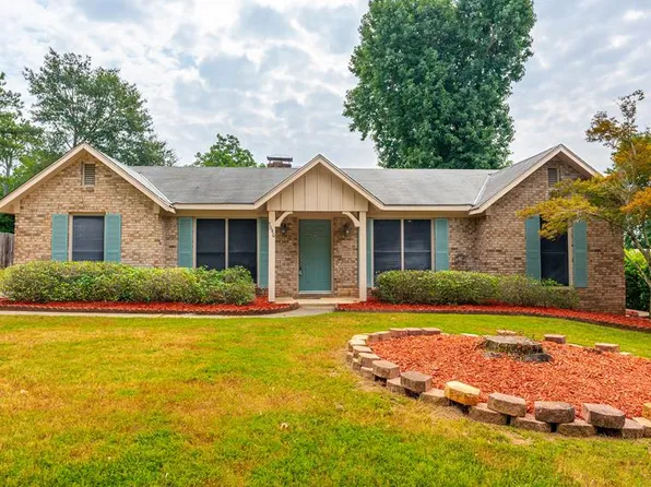 7646 Crescent Dr, Columbus, GA 31909