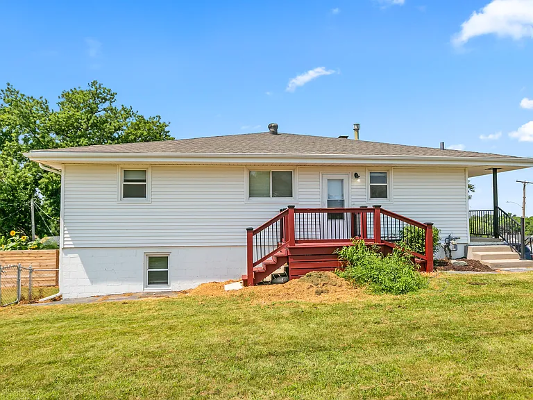 4505 Bancroft St — Photo 32