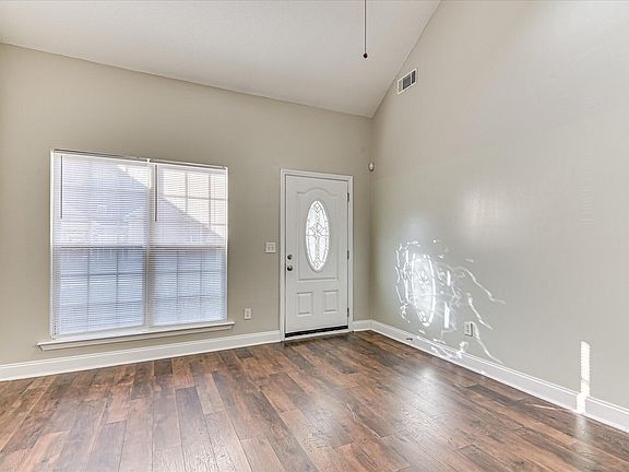 5th image of 2101 Reserve Lane