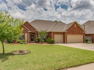 809 Landsdowne Dr, Norman, OK 73072