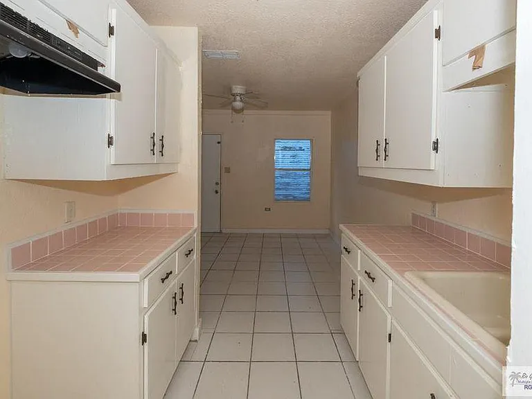209 E Washington Ave #1 — Photo 11