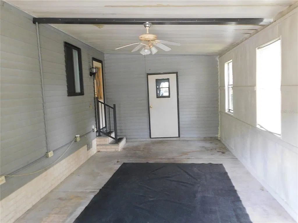 2 bed, 2.0 bath, 1144 sqft, $1,300 — Photo 2