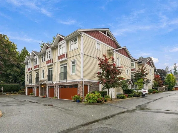 2689 Parkway Dr #6, Surrey, BC V4P 0C3