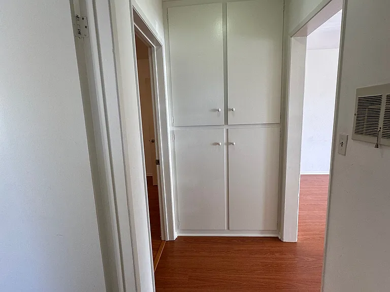 840 Haverford Ave #1 — Photo 11