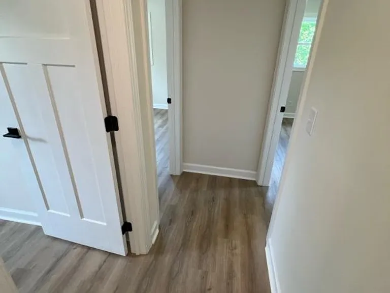 198 Milburn Dr — Photo 25