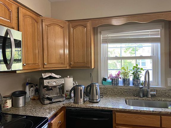 4th image of 10345 Emerald Rock Dr