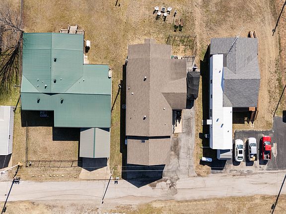 4th image of 25401 S 603rd Rd