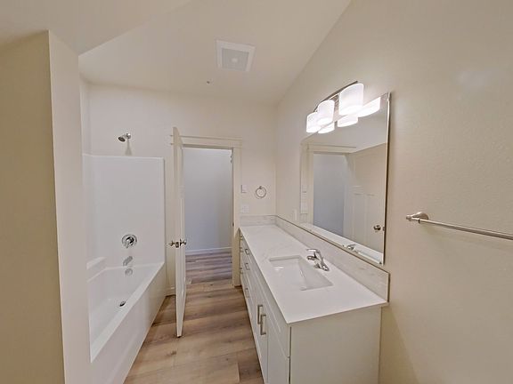 2nd image of 357 W Broadway Aly #357-7