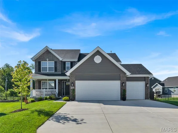 936 Little Fieldstone Ct, Wentzville, MO 63385