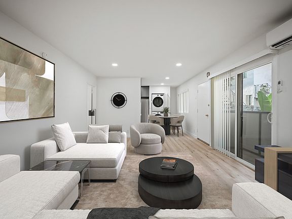 4th image of 1855 Camden Ave #1