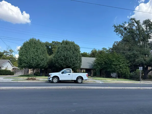 102 N Waterview Dr, Richardson, TX 75080