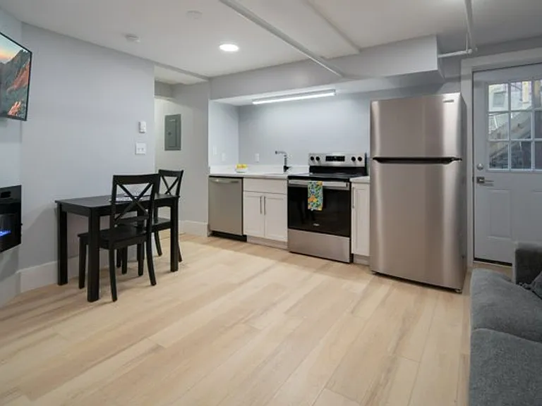 504 Stewart Ave — Photo 204