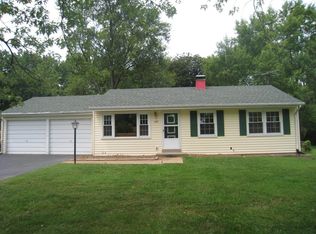 225 Newton Pl, Ballwin, MO 63021