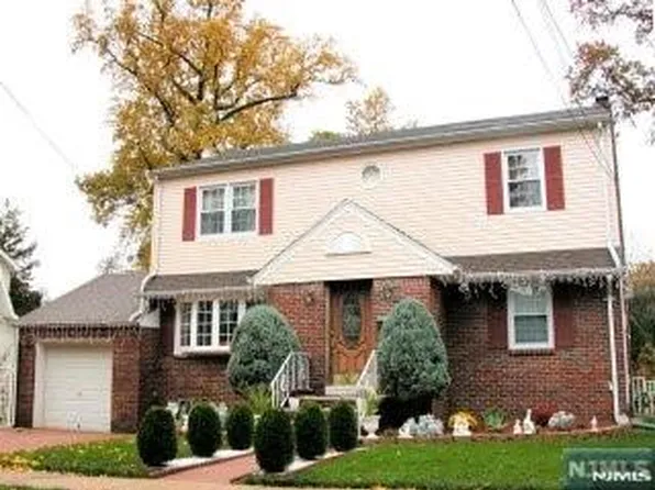 157 Bergen Ave, Bergenfield, NJ 07621