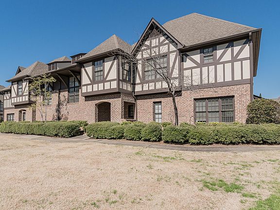 2nd image of 2105 Acton Park Way
