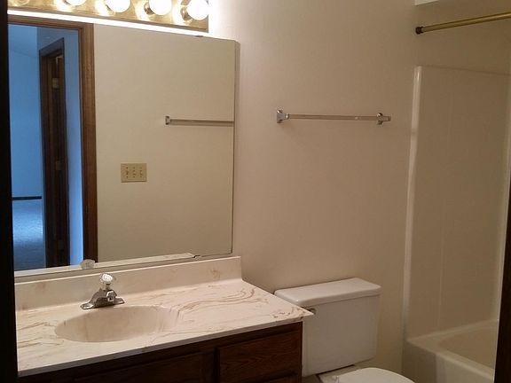 5th image of 7034 N Lincolnshire Cir #7034