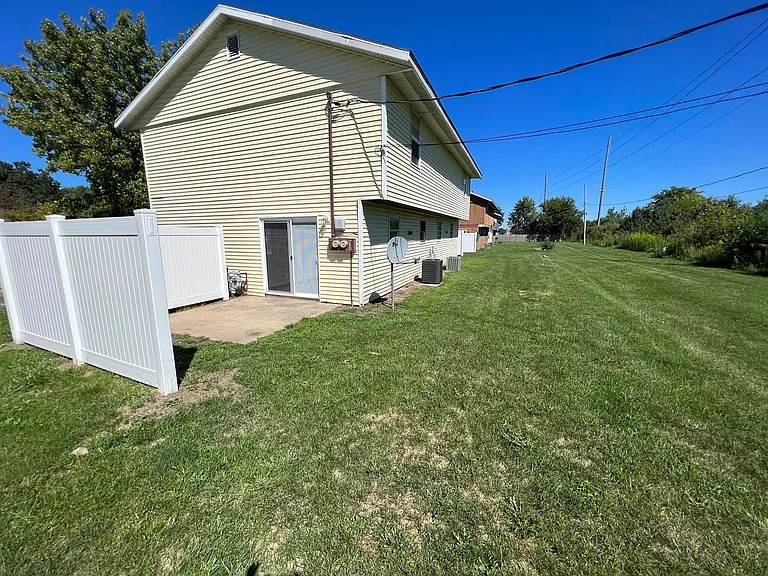 1905 E Florida Ave #A — Photo 7
