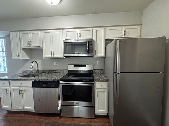 2nd image of 204 Cherry St APT 8