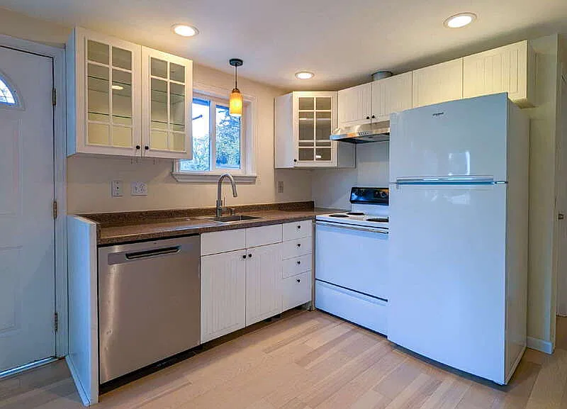 2 bed, 1.0 bath, 572 sqft, $1,550 — Photo 4
