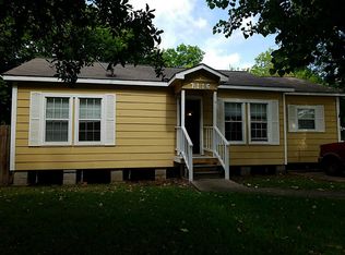 7116 Stewart Rd, Hitchcock, TX 77563