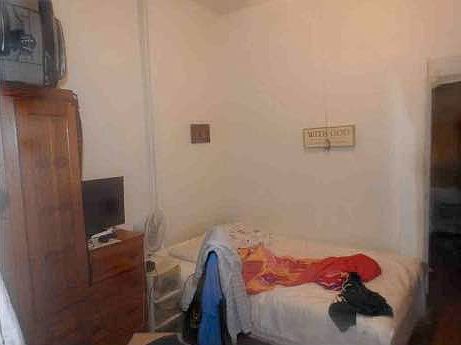 3rd image of 214 Wyckoff Ave APT 1R