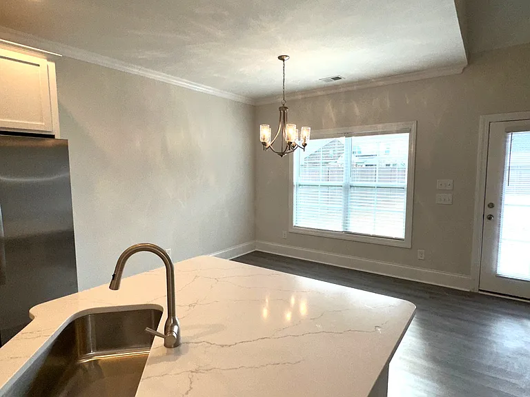 1102 Cavil Hollins Ct — Photo 13