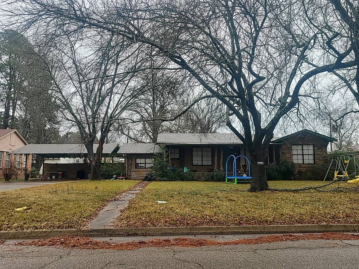 4210 Pine St, Texarkana, TX 75503 Zillow
