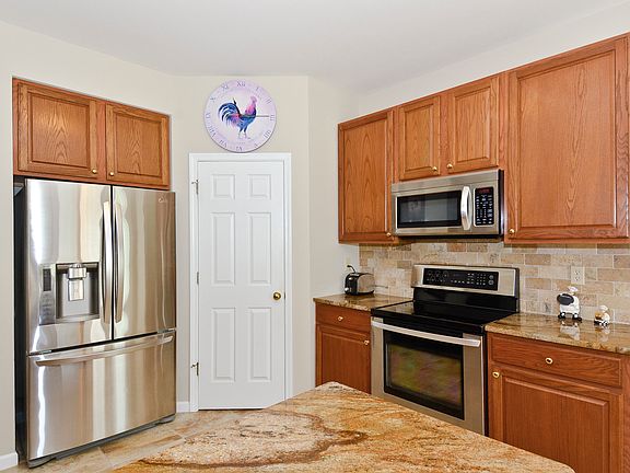 3rd image of 2308 Dartmouth Bend Dr