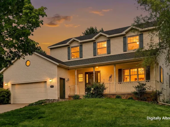 1915 Folwell Dr SW, Rochester, MN 55902