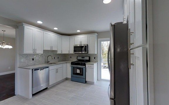 2nd image of 3 N Tunesbrook Dr