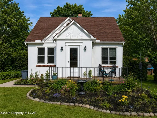 906 Salem Blvd, Berwick, PA 18603